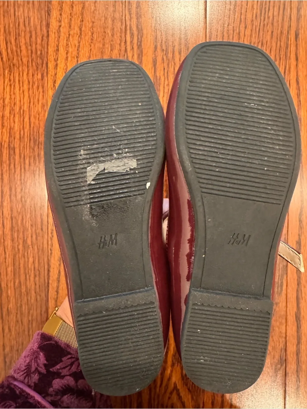 H&M glossy burgundy